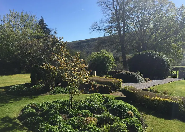 Bed & Breakfast Cleveliot House