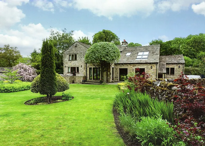 Bed & Breakfast Cleveliot House 4*